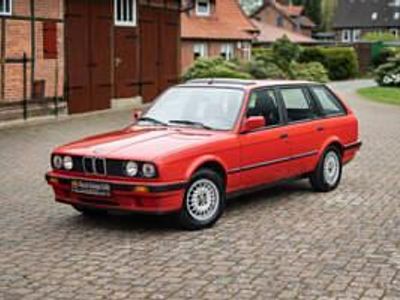 Rot Gebraucht 1991 BMW 316 Kombi | € 10.900