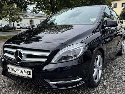 Schwarz Gebraucht 2013 Mercedes B180 Van / Kleinbus | € 11.200 (Guter Preis)