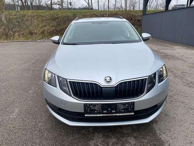 gebraucht Skoda Octavia Combi 16 TDI Ambition