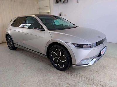 Gold Gebraucht 2023 Hyundai Ioniq Kleinwagen | € 42.970