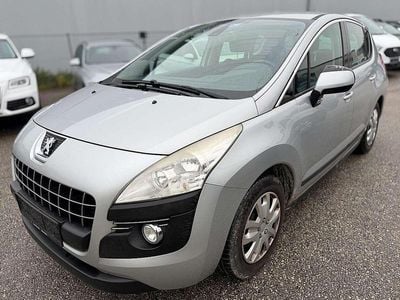Silber Gebraucht 2011 Peugeot 3008 Active Limousine | € 2.599 (Fairer Preis)
