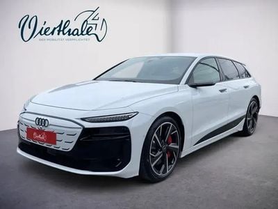Weiss metallic Gebraucht 2025 Audi e-tron Ambiente SUV | € 95.950