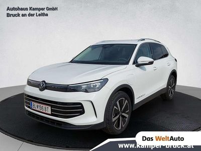 Weiß Gebraucht 2025 VW Tiguan Elegance SUV | € 47.480
