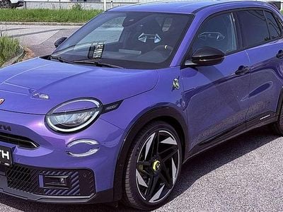 Violett Gebraucht 2025 Abarth 600e Scorpionissima SUV | € 46.600