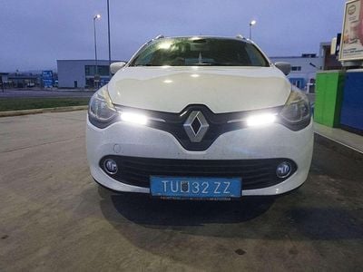 Weiß Gebraucht 2015 Renault Clio GrandTour Dynamique Kombi | € 3.490 (Guter Preis)