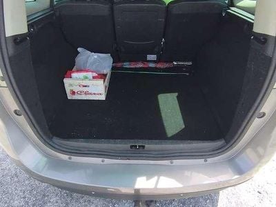 Gebraucht Renault Grand Scénic Bose Edition 110 PS (80 kW) 2016 Grau Van / Kleinbus