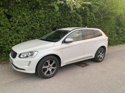 Weiß Gebraucht 2014 Volvo XC60 Kinetic SUV | € 16.600 (Fairer Preis)
