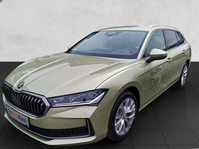 Hellgelb metallic Gebraucht 2024 Skoda Superb Selection Kombi | € 38.890 (Teuer)
