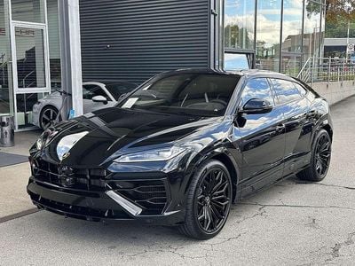 Schwarz Neu 2025 Lamborghini Urus SUV | € 359.990