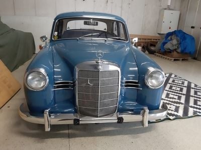 Dunkelblau Gebraucht 1959 Mercedes 190 Limousine | € 34.000