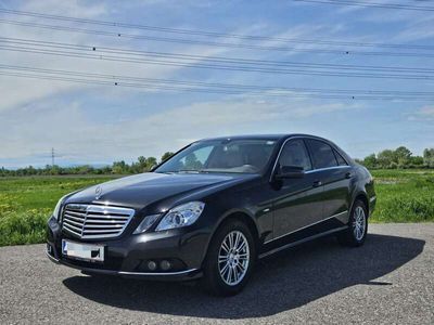 Mercedes E200