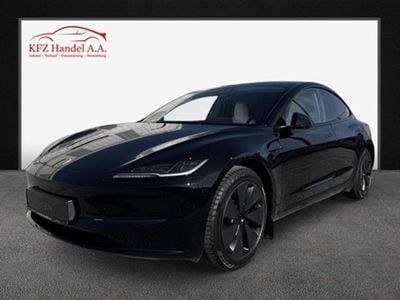 Schwarz Gebraucht 2025 Tesla Model 3 Long Range AWD Limousine | € 46.990