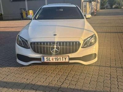 Gebraucht Mercedes E220 194 PS (142 kW) 2018 Limousine