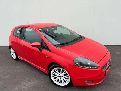 Rot Gebraucht 2006 Fiat Grande Punto Sport Kleinwagen | € 2.990