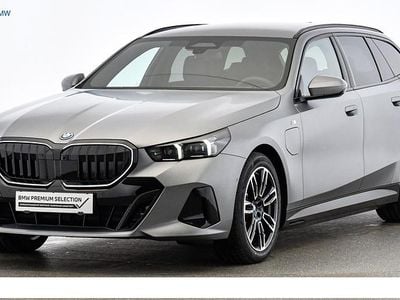 Grau Gebraucht 2024 BMW 530e Shadowline Kombi | € 68.490 (Teuer)
