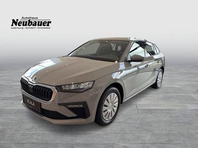 Neu Skoda Scala Essence 95 PS (69 kW) 2026 Mittelgrau  normal Kleinwagen