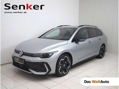 Silber metallic Neu 2025 VW Golf VIII Sport Kombi | € 34.990 (Fairer Preis)