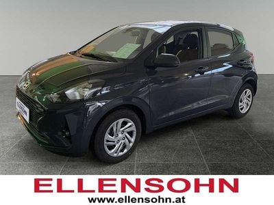 Neu Hyundai i10 63 PS (46 kW) 2025 Grau Kleinwagen