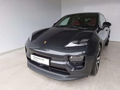 Mittelgrau metallic Gebraucht 2025 Porsche Macan SUV | € 95.000