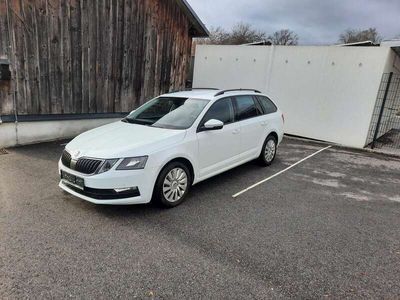 gebraucht Skoda Octavia OctaviaCombi 16 TDI Ambition DSG Ambition