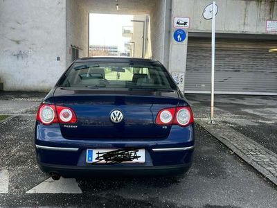 VW Passat