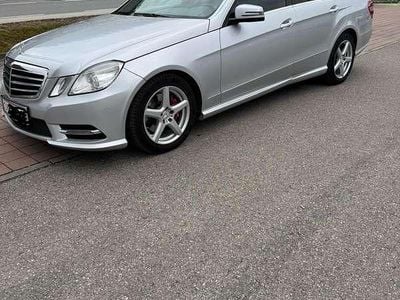 Silber Gebraucht 2013 Mercedes E220 Avantgarde Kombi | € 11.400 (Guter Preis)