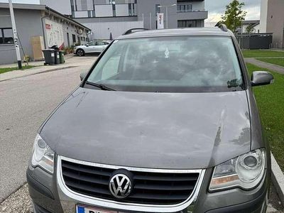Gebraucht 2008 VW Touran Conceptline Van / Kleinbus | € 3.000 (Guter Preis)