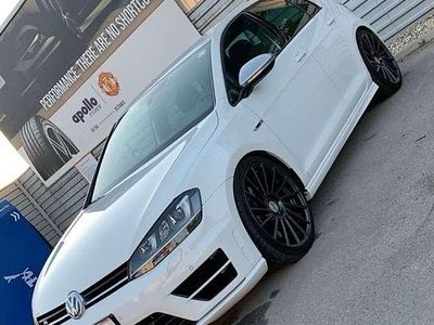 Weiß Gebraucht 2014 VW Golf VII R Kleinwagen | € 26.500