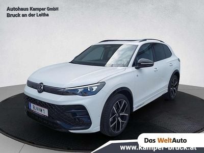 Weiss normal Gebraucht 2025 VW Tiguan Sport SUV | € 49.990