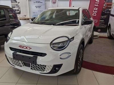 gebraucht Fiat 600E Red