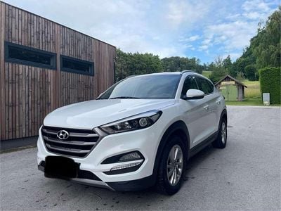 Weiß Gebraucht 2016 Hyundai Tucson GO! SUV | € 15.000 (Etwas zu teuer)