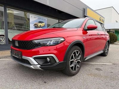 Rot Gebraucht 2022 Fiat Tipo Cross Kombi | € 15.500 (Guter Preis)