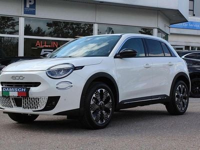 Neu Fiat 600 La Prima 101 PS (74 kW) 2025 Weiß SUV
