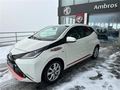 Gebraucht Toyota Aygo 82 PS (60 kW) 2018 Weiß Kleinwagen