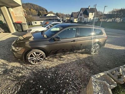 Gebraucht VW Passat Comfortline 150 PS (110 kW) 2015 Braun Kombi