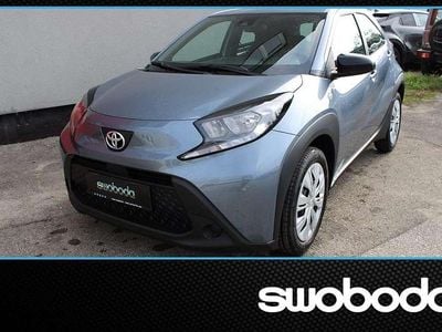 Gebraucht Toyota Aygo X Play 72 PS (52 kW) 2025 Blau SUV
