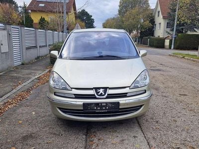 Gold Gebraucht 2009 Peugeot 807 Van / Kleinbus | € 5.500