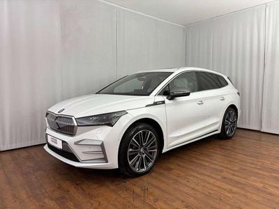 Weiss metallic Gebraucht 2025 Skoda Enyaq iV LAURIN & KLEMENT SUV | € 57.990