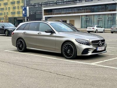 Gebraucht Mercedes C200 AMG line 163 PS (119 kW) 2020 Silber Kombi