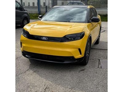 Neu 2025 Ford Capri Extended Range SUV | € 47.125 (Fairer Preis)