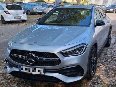 Mercedes GLA200