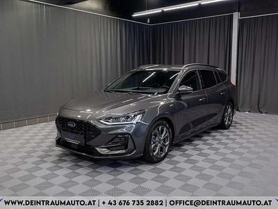 Grau Gebraucht 2024 Ford Focus ST-Line Kombi | € 26.990 (Etwas zu teuer)