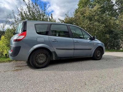 Blau Gebraucht 2005 Renault Grand Scénic Authentique Van / Kleinbus | € 500