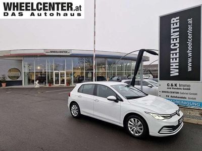 Weiß Gebraucht 2020 VW Golf VIII Kleinwagen | € 17.911 (Fairer Preis)