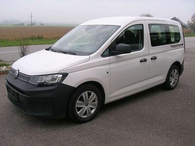 Weiß Gebraucht 2021 VW Caddy Van / Kleinbus | € 17.500