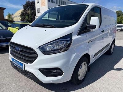 Weiß Gebraucht 2024 Ford Transit Custom Trend Van / Kleinbus | € 25.800 (Superpreis)