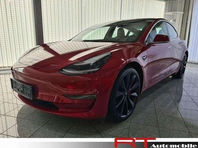Rot Gebraucht 2020 Tesla Model 3 Performance Limousine | € 29.900 (Etwas zu teuer)