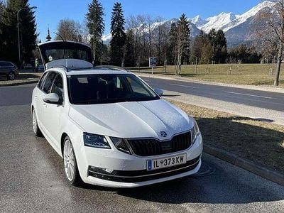 gebraucht Skoda Octavia Combi 2,0 TDI Style Limited DSG