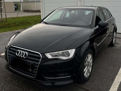 Schwarz Gebraucht 2015 Audi A3 Limousine | € 16.000