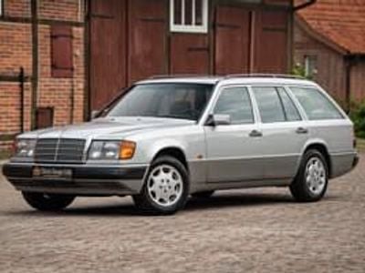 Silber Gebraucht 1991 Mercedes E250 Kombi | € 16.900